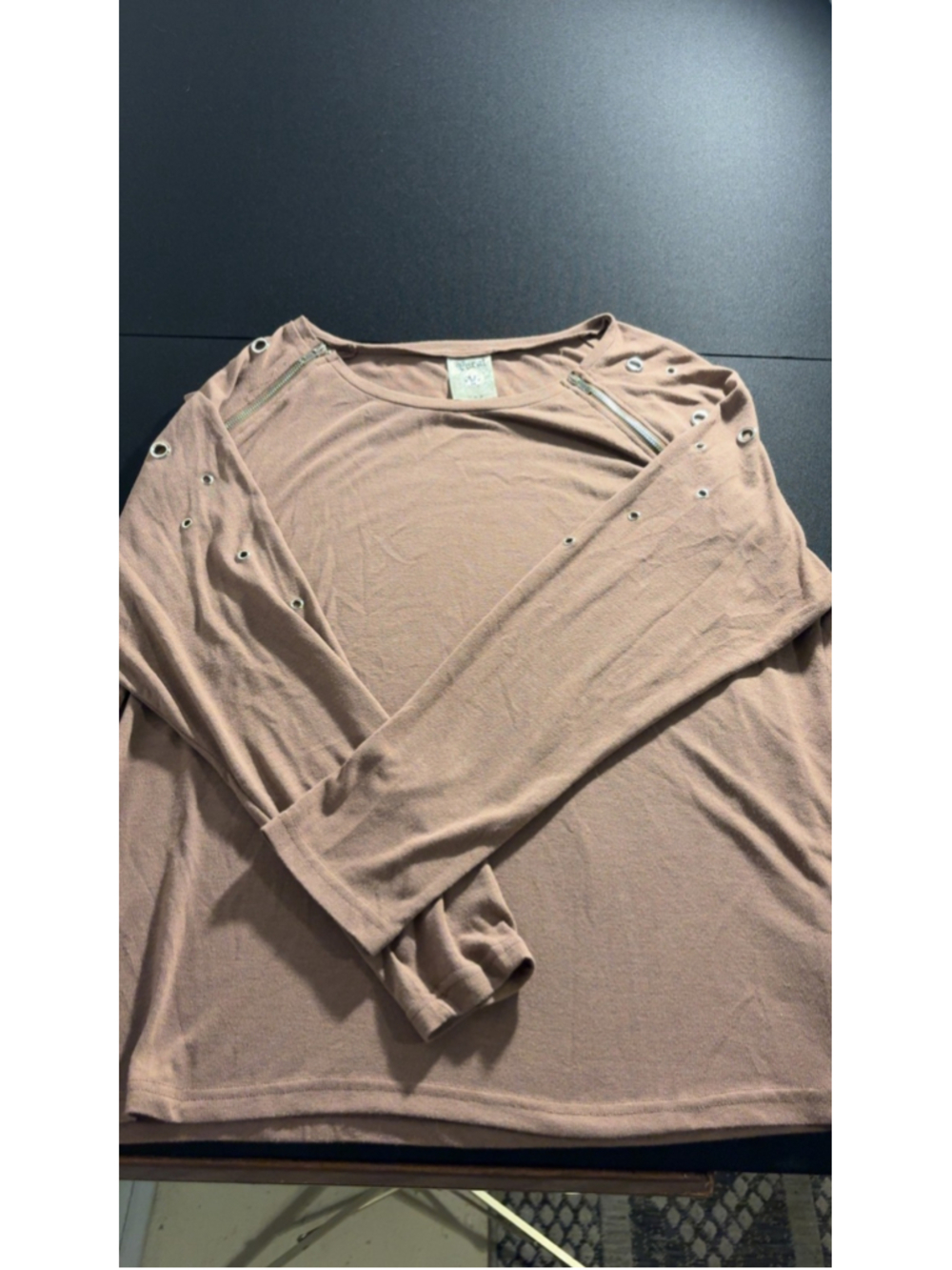 Vocal Mauve Grommet & Zipper Shoulder Long Sleeve Top 3XL